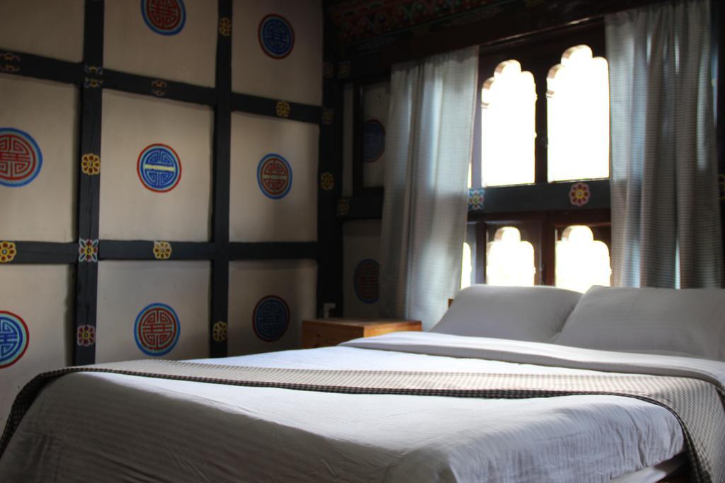 Ama's Village Lodge Paro Eksteriør billede
