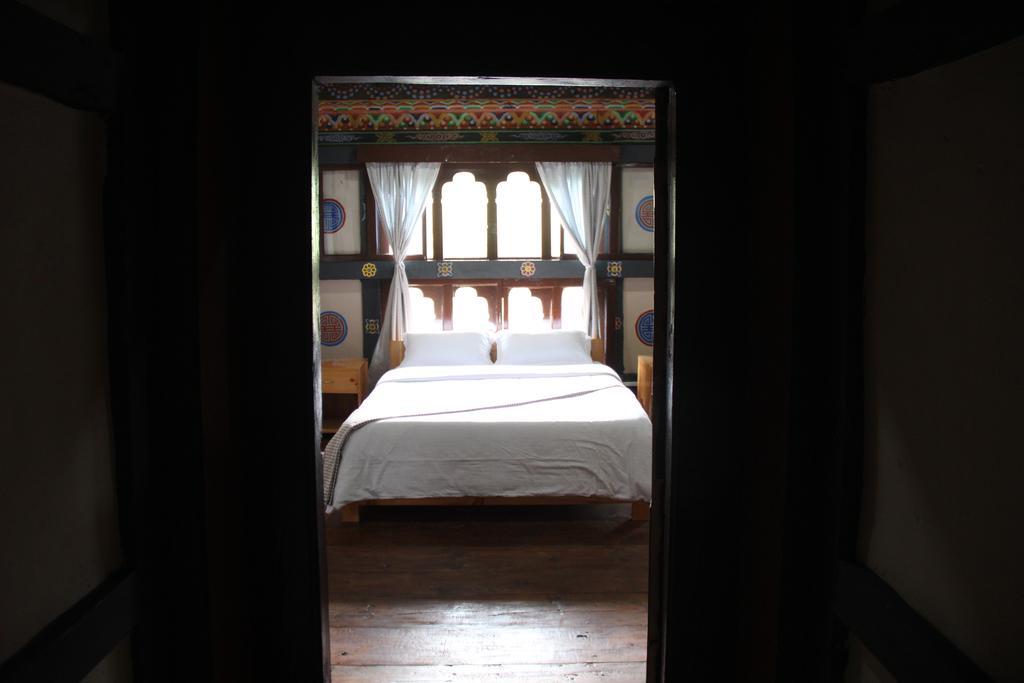 Ama's Village Lodge Paro Eksteriør billede