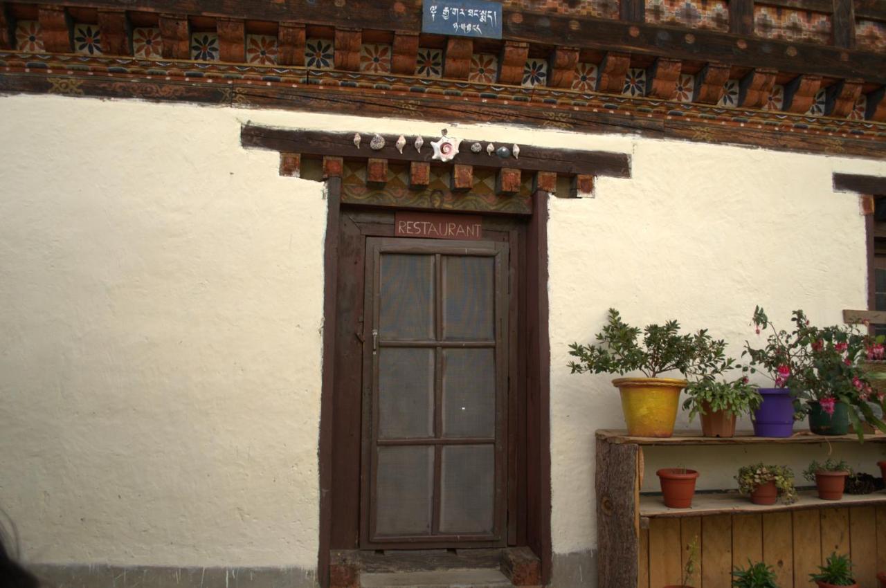 Ama's Village Lodge Paro Eksteriør billede