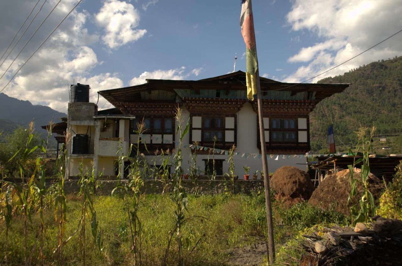 Ama's Village Lodge Paro Eksteriør billede