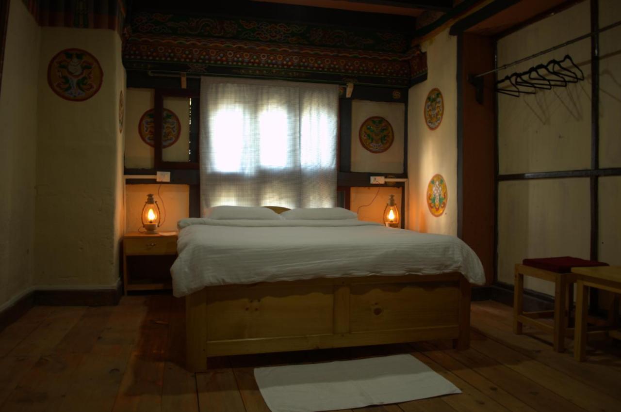 Ama's Village Lodge Paro Eksteriør billede