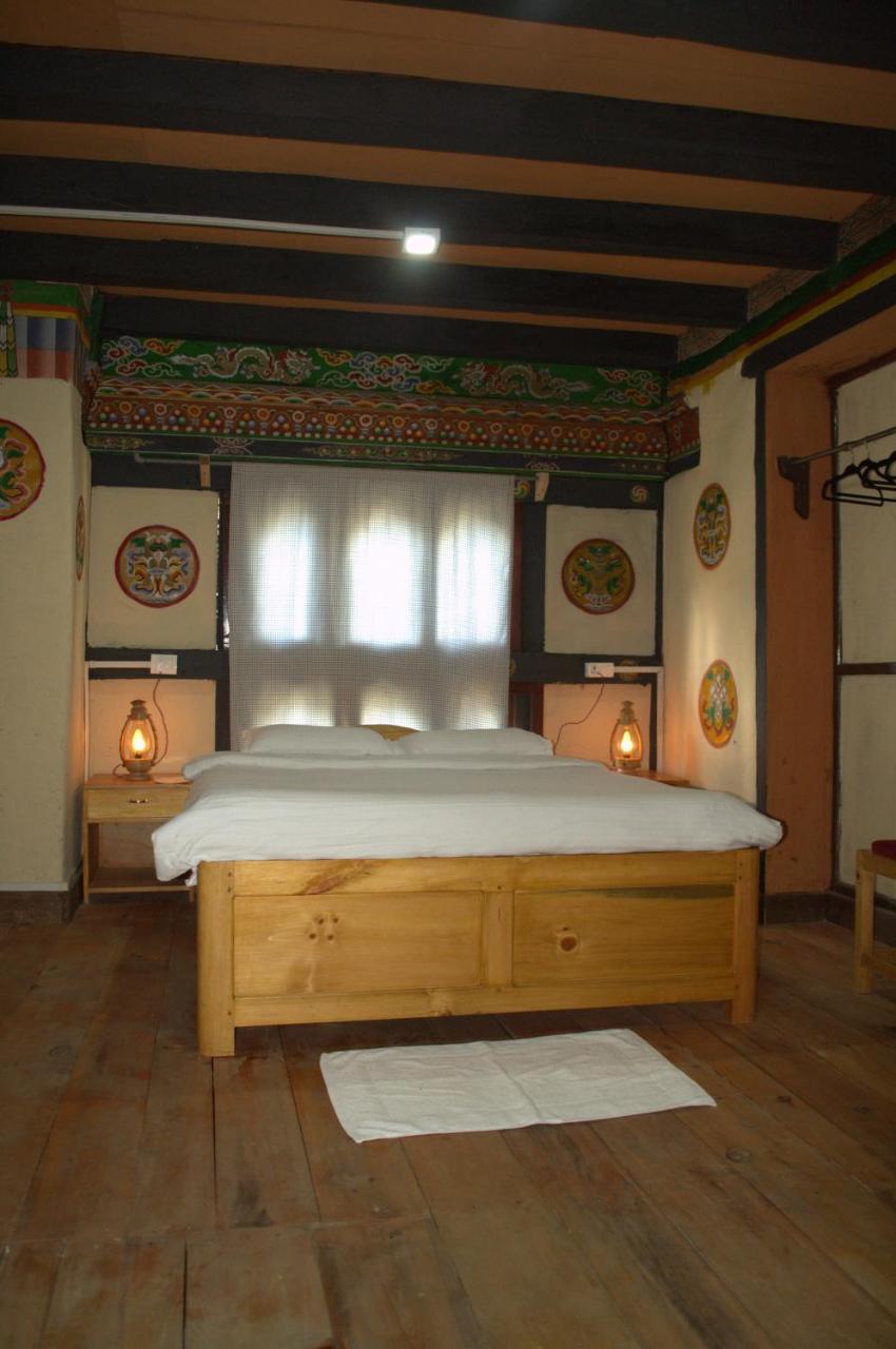 Ama's Village Lodge Paro Eksteriør billede